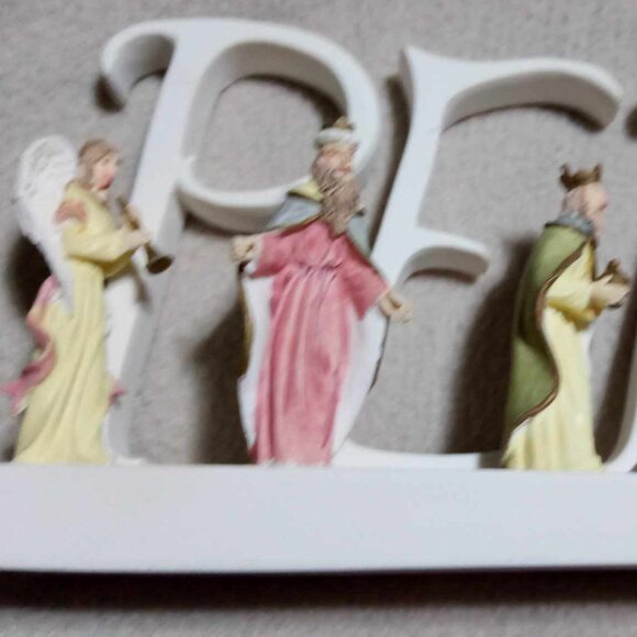 Nativity Free standing Peace - Picture 5 of 8